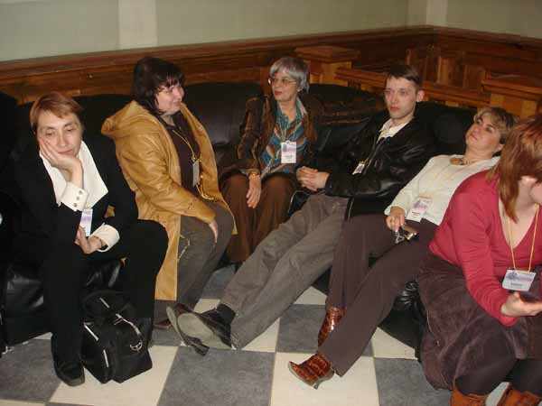 Какие же разные мысли в лицах!